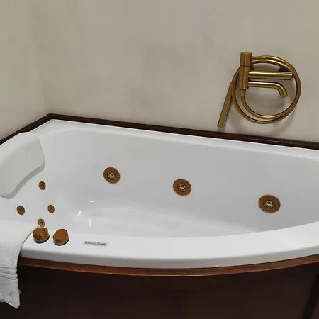 Ancient Thira Country house
